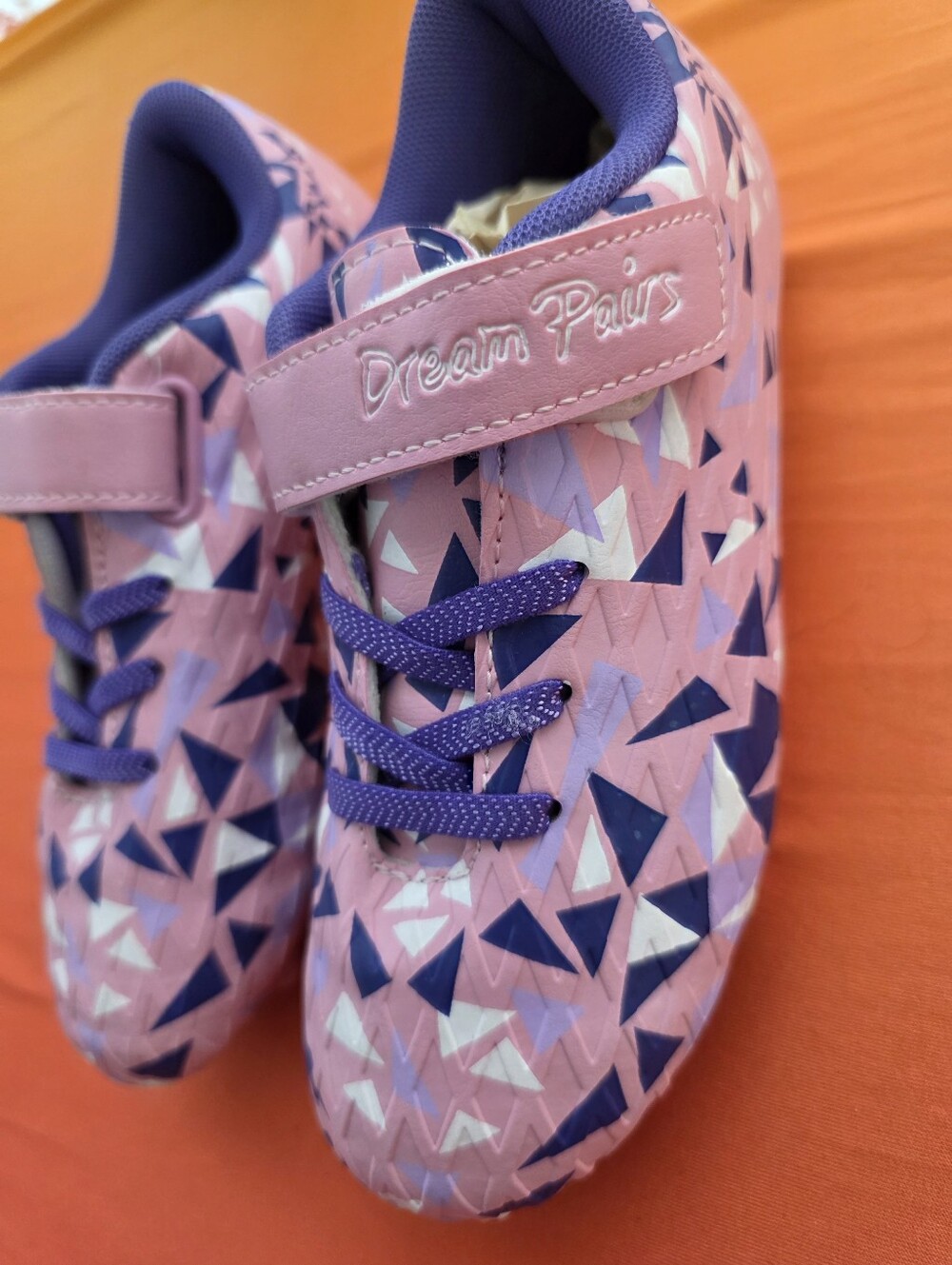 Cleats- New-Dream Pairs Pink & Purple Kids Soccer Cleats with Geometric Print